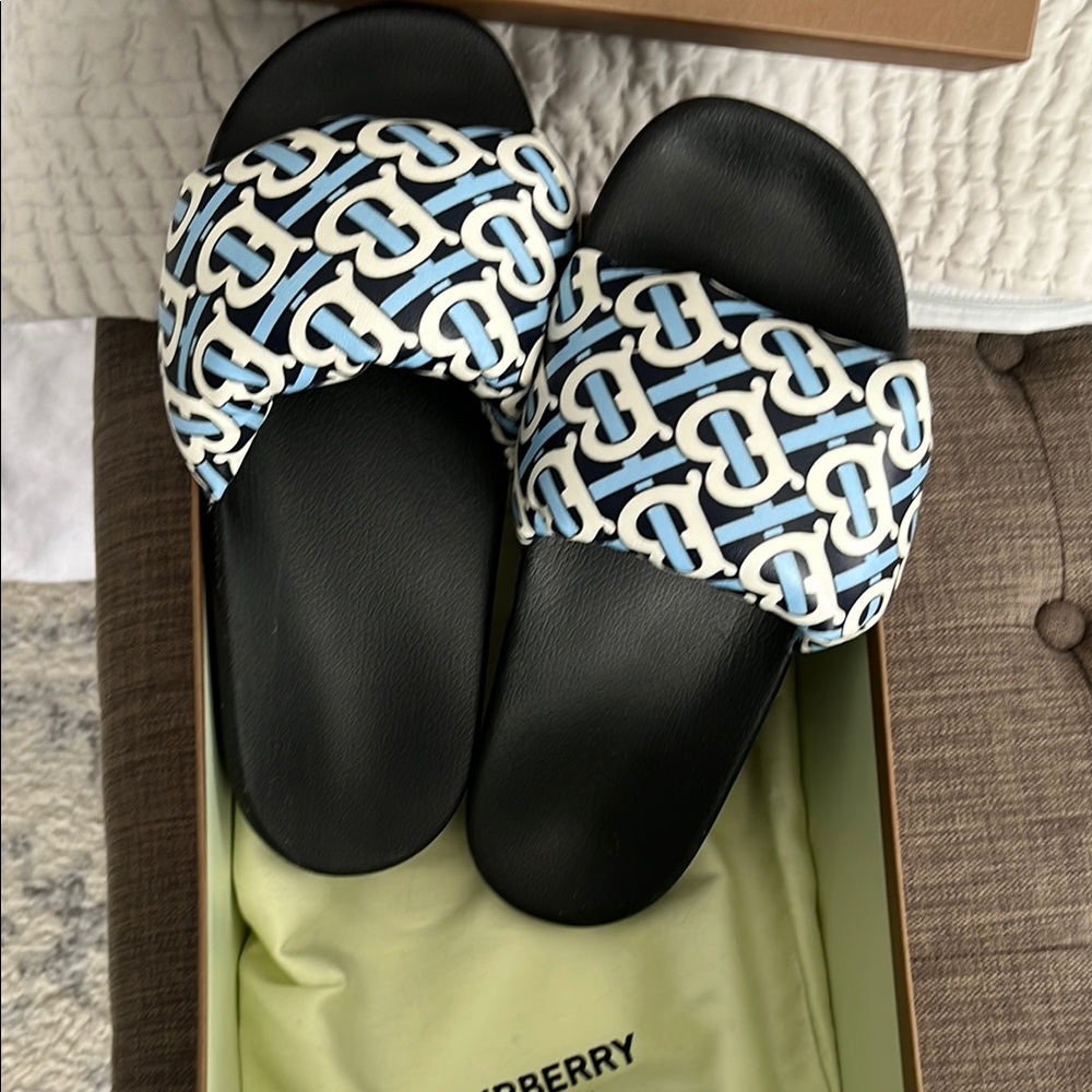 Burberry Women's Black and White Slide Sandals